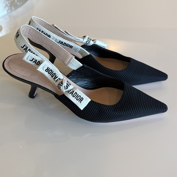 Dior J'Adior Black Classic Logo Pointed Toe Logo Bow Slingback Heels EU 39 US 9 - Picture 2 of 10
